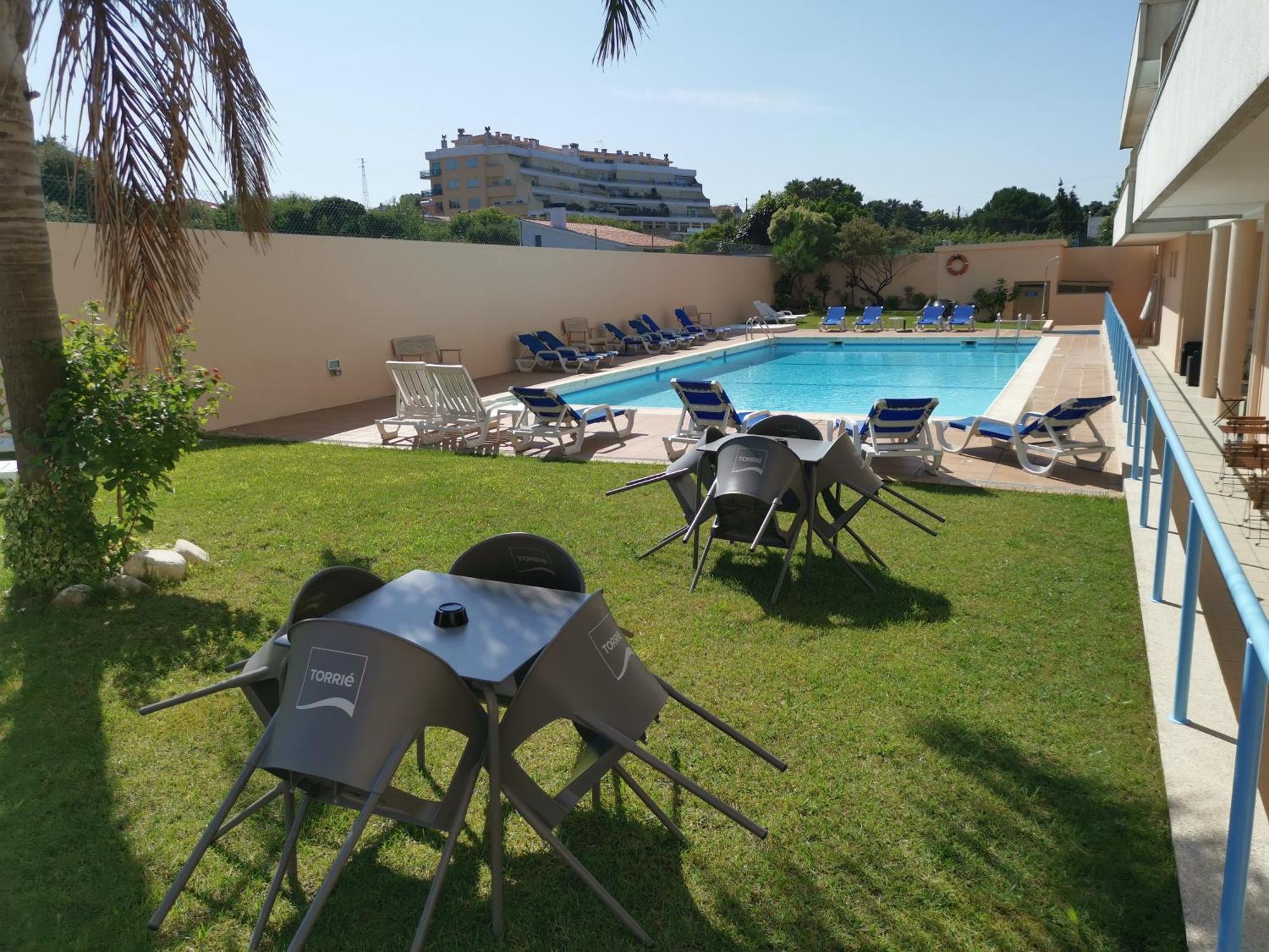 Hotel La Fontaine إسموريز المظهر الخارجي الصورة